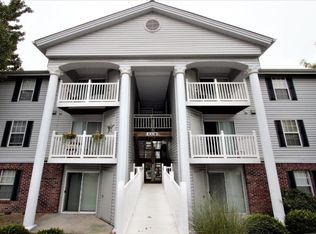 4308 Arrow Tree Dr APT E, Saint Louis, MO 63128