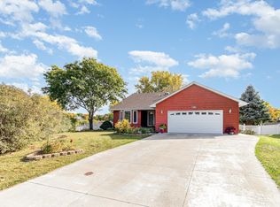 11006 Louisiana Ct E, Champlin, MN 55316