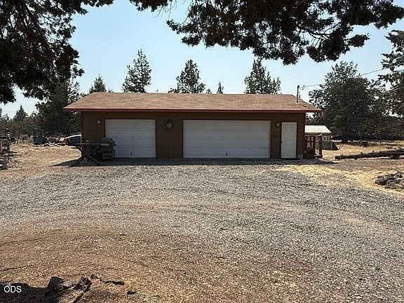 3rd image of 15538 SW Rainbow Rd