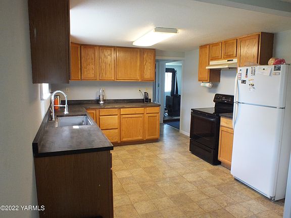 3. kitchen>
