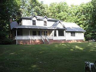 3rd image of 170 Lakewood Ct