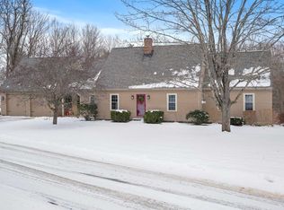 27 South Rd, Deerfield, NH 03037