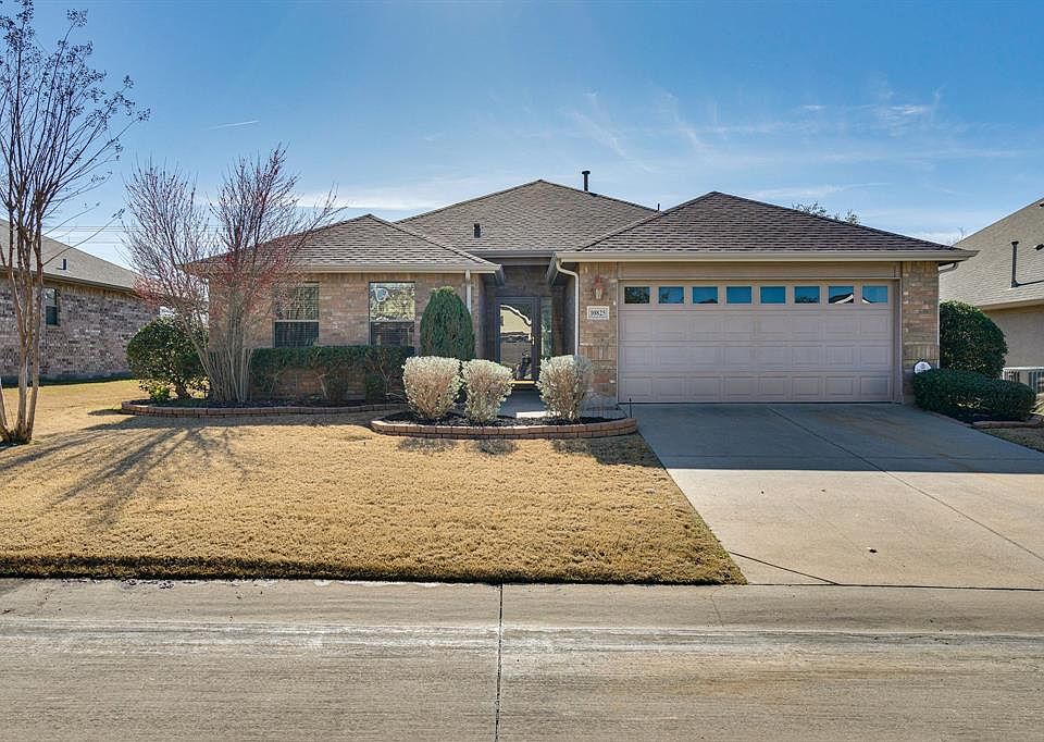 1st image of 10825 Southerland Dr