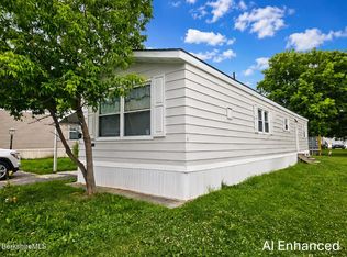 6 Navajo Dr, North Adams, MA 01247