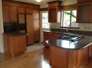 13538 Erwin St, Van Nuys, CA 91401