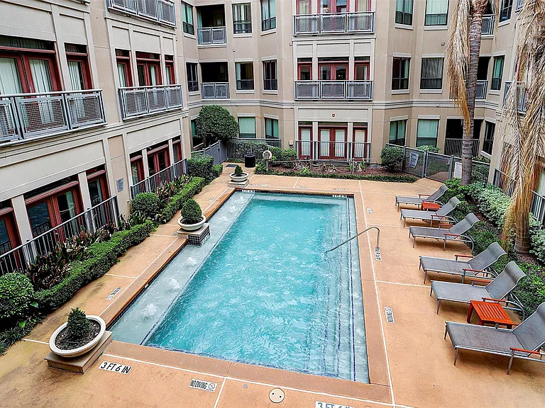 1901 Post Oak Blvd #2602 — Photo 19