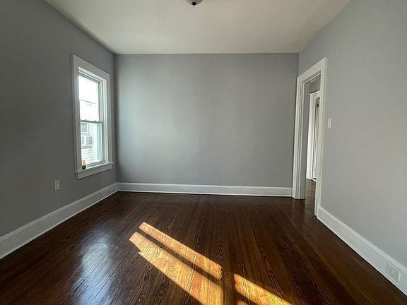 3rd image of 4 Glennon Pl Floor 2