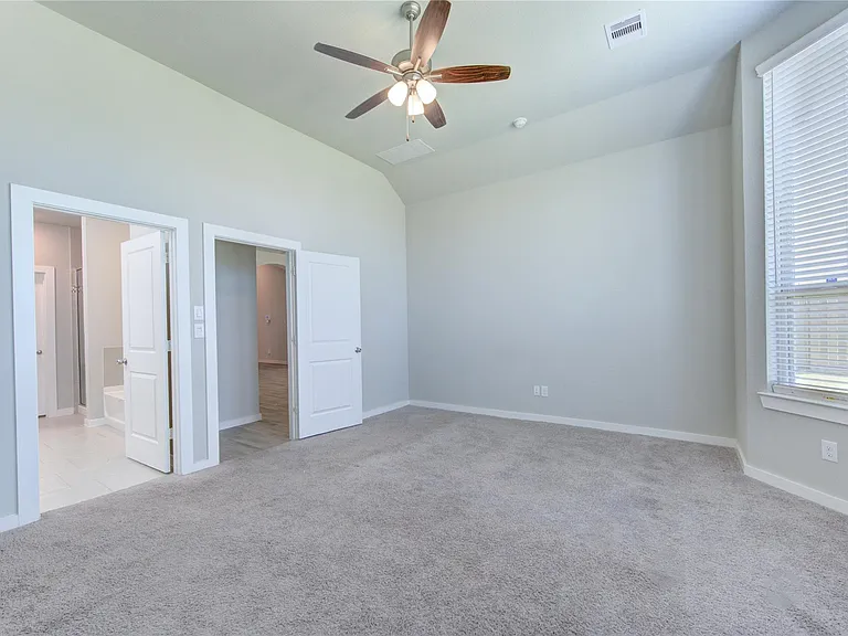 20807 Shawbrook Dr — Photo 35