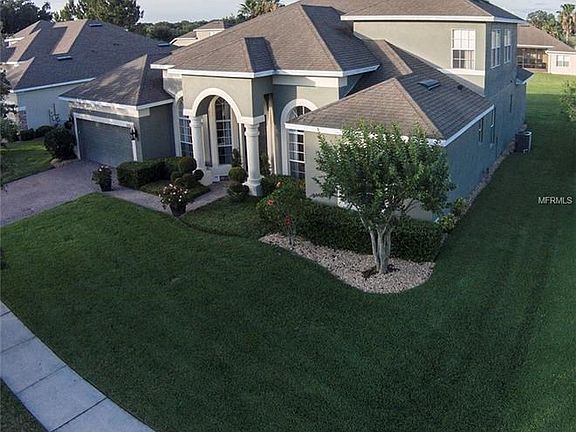 2nd image of 600 Courtlea Cove Ave