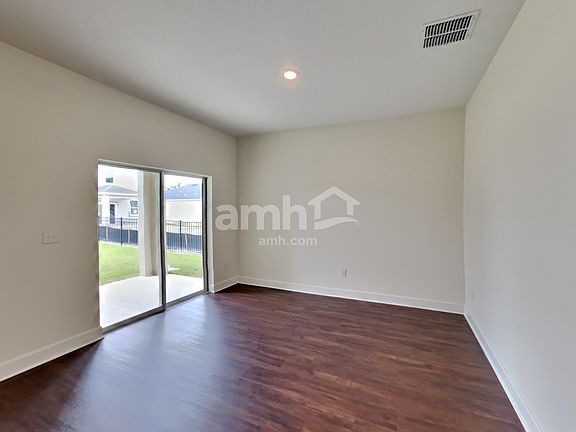 5th image of 33844 Thyme Dr