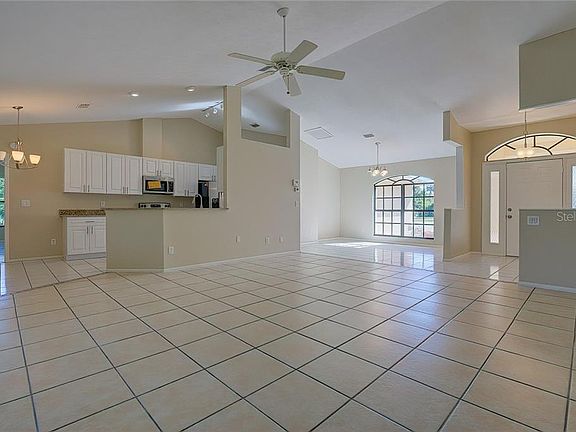 4th image of 3623 6th Ave W