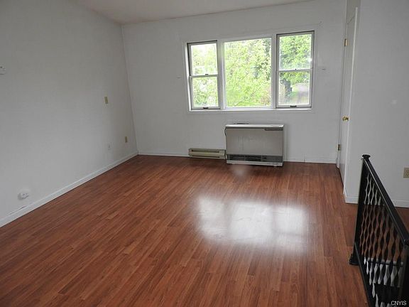 5th image of 6211 Country Ln