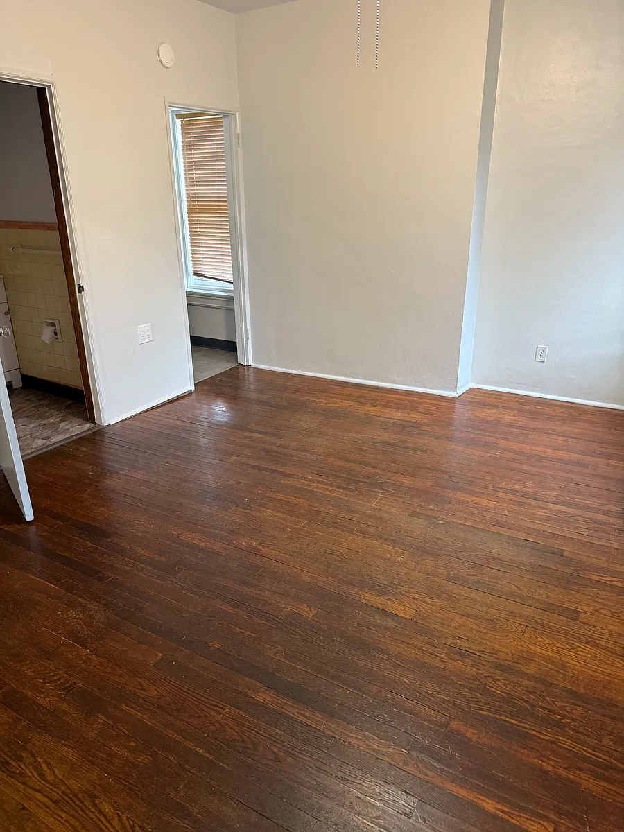 Building Photo - 5624 Forbes Ave #1