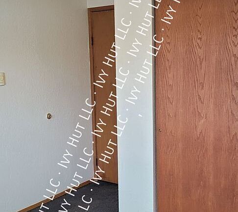 3rd image of 640 Date Ave APT 2