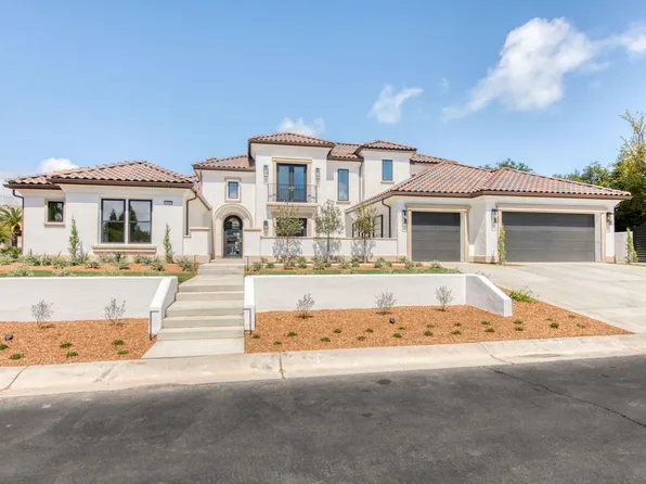 7536 N Highgrove Ln, Fresno, CA 93711