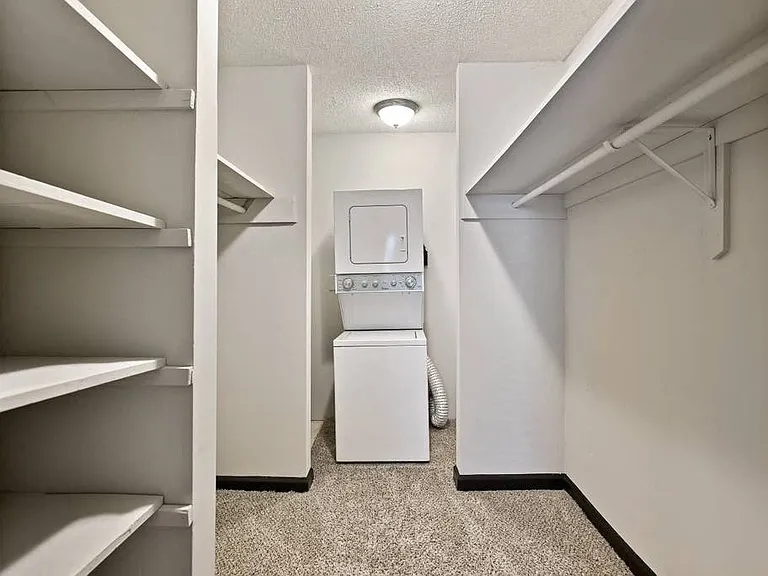 Artesian East Village — Photo 15