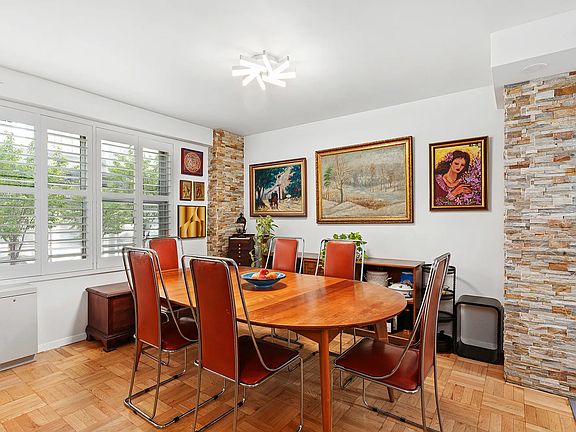 2nd image of 205 3rd Ave #1FG