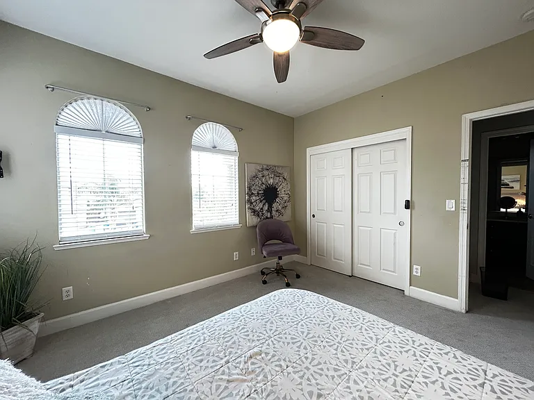 10016 Wyland Dr — Photo 4