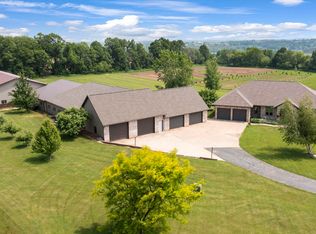 W7371 Butterfly Ln, Shiocton, WI 54170