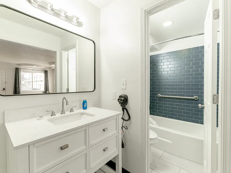 205 Malcolm Ave #A — Photo 13