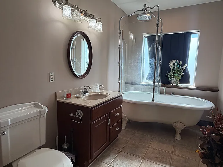 109 1/2 N Main St #1 — Photo 12