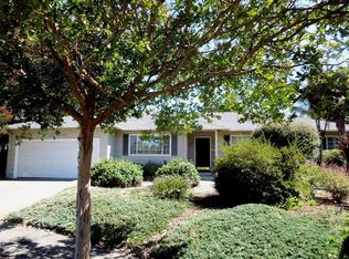 1227 Moss Rock Ct, Santa Rosa, CA 95404