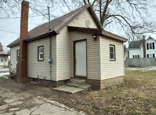 214 W Oakridge Ave, Goshen, IN 46528