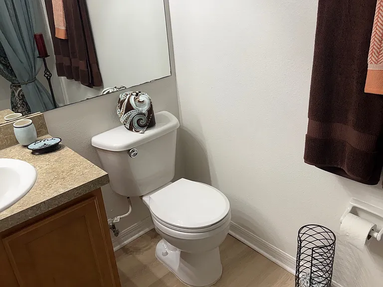 River Park Apartments — Photo 59
