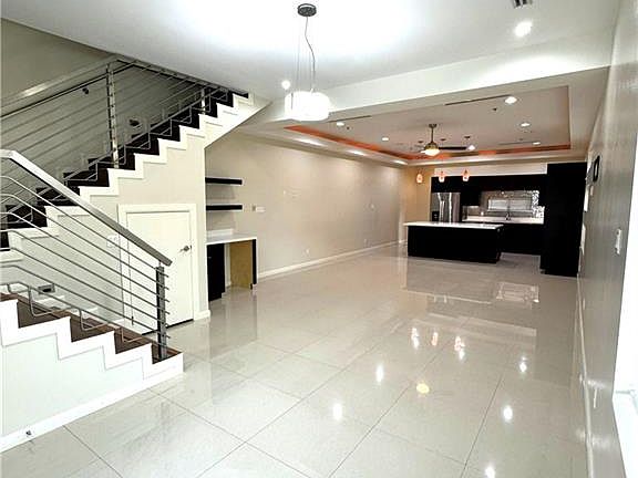 3rd image of 3006 S L Ln APT 4