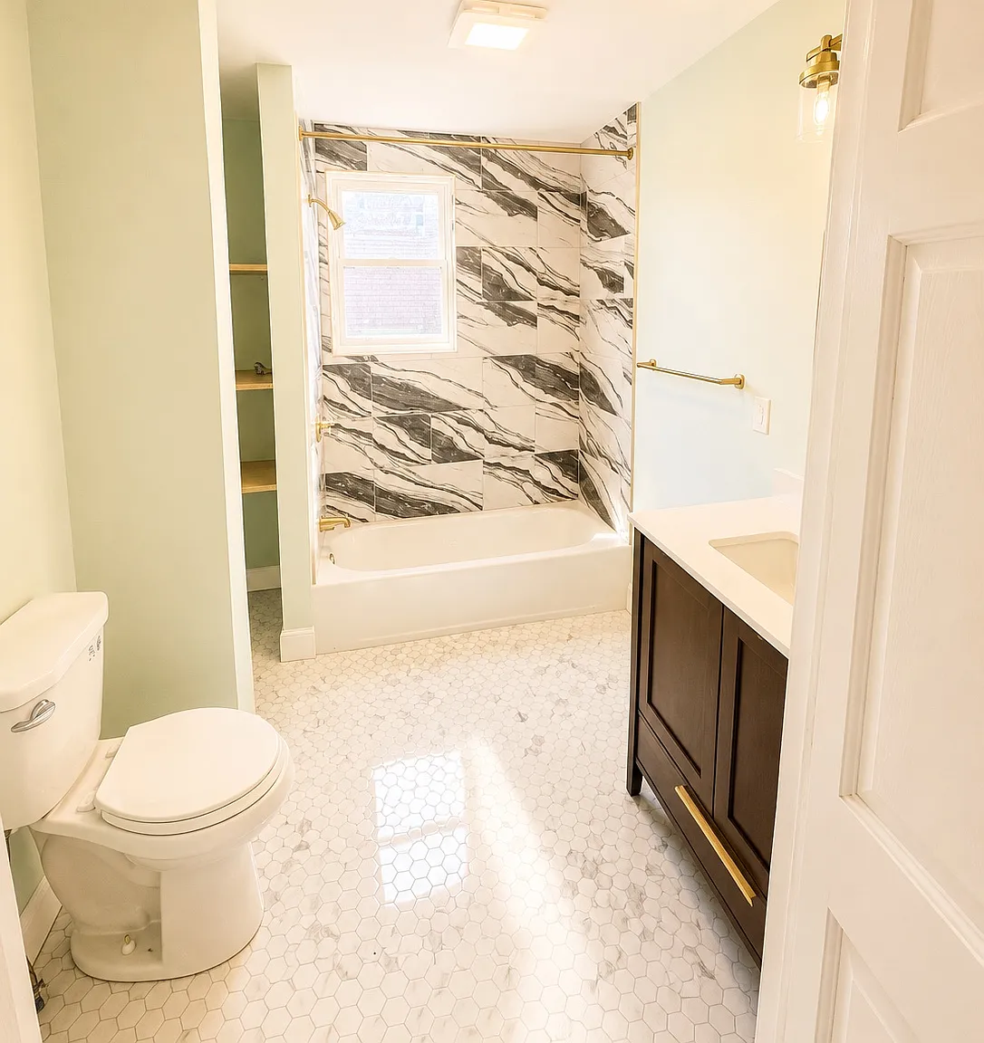 3 bed, 1272 sqft, $2,200 — Photo 2
