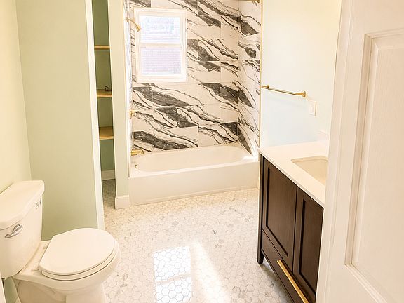 2nd image of 12-14 Whitney St #2