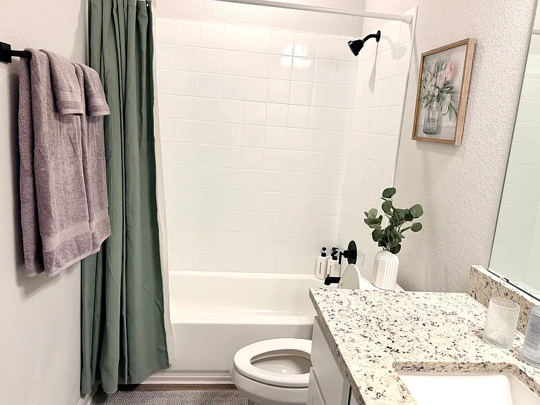 2401 Amara Levi Ln — Photo 24