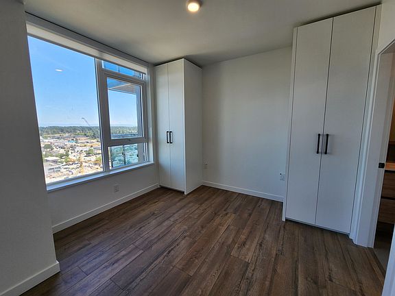 5th image of 13428 105th Ave #2204