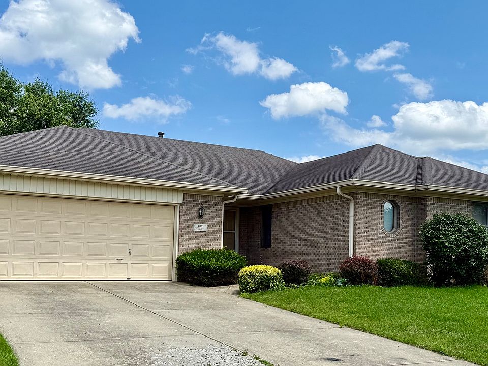 1st image of 897 N Scott Dr