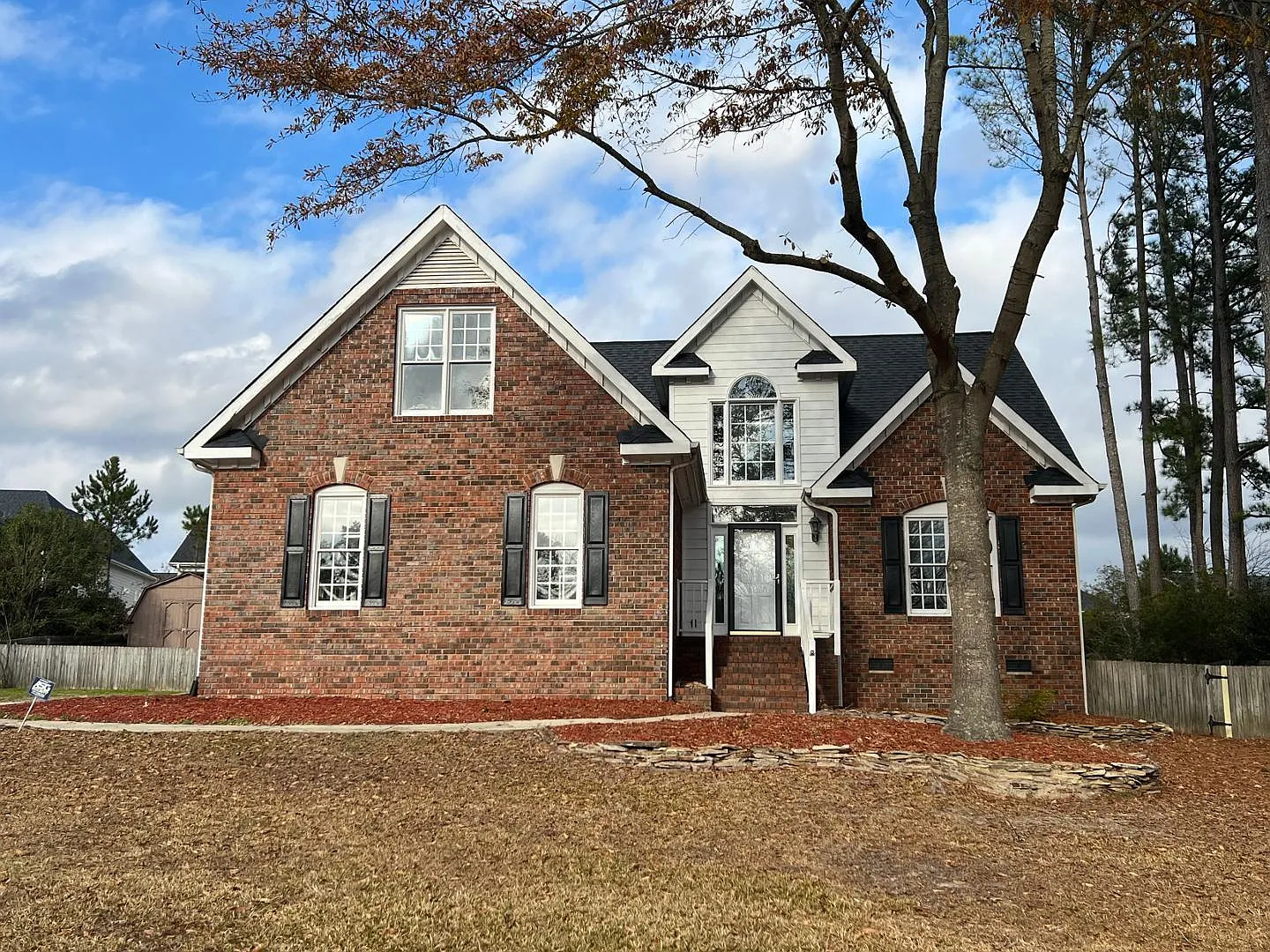3 bed, 2.5 bath, 2178 sqft, $2,190 — Photo 1