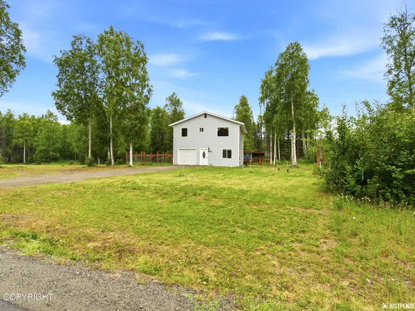 9401 W Easy St, Wasilla, AK 99623