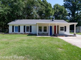 1710 N Gulf Field Dr #B, Mobile, AL 36605