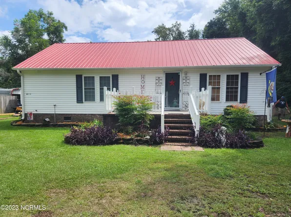 411 Maple Avenue, Maysville, NC 28555