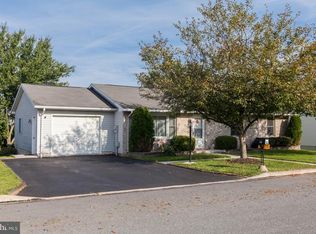 407 Sunny Dr, Waynesboro, PA