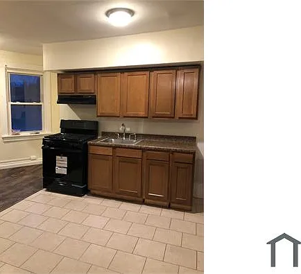 900 Lincoln Ave #4 — Photo 1