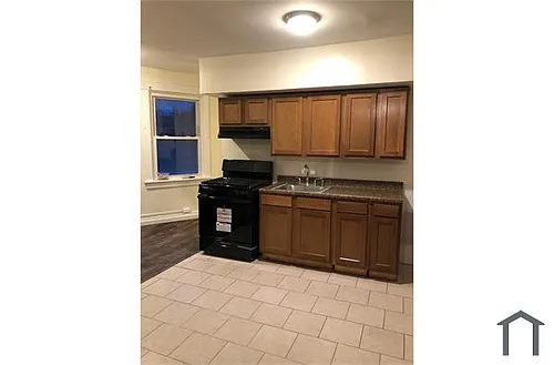 900 Lincoln Ave #4 Photo 1