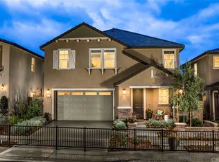 8951 Harmony Ct, Corona, CA 92883
