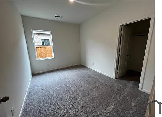 1230 Lambert Dr #L — Photo 18