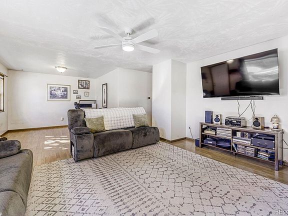 4th image of 111 7th Street