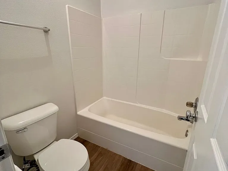 17853 SW Wakem St — Photo 11