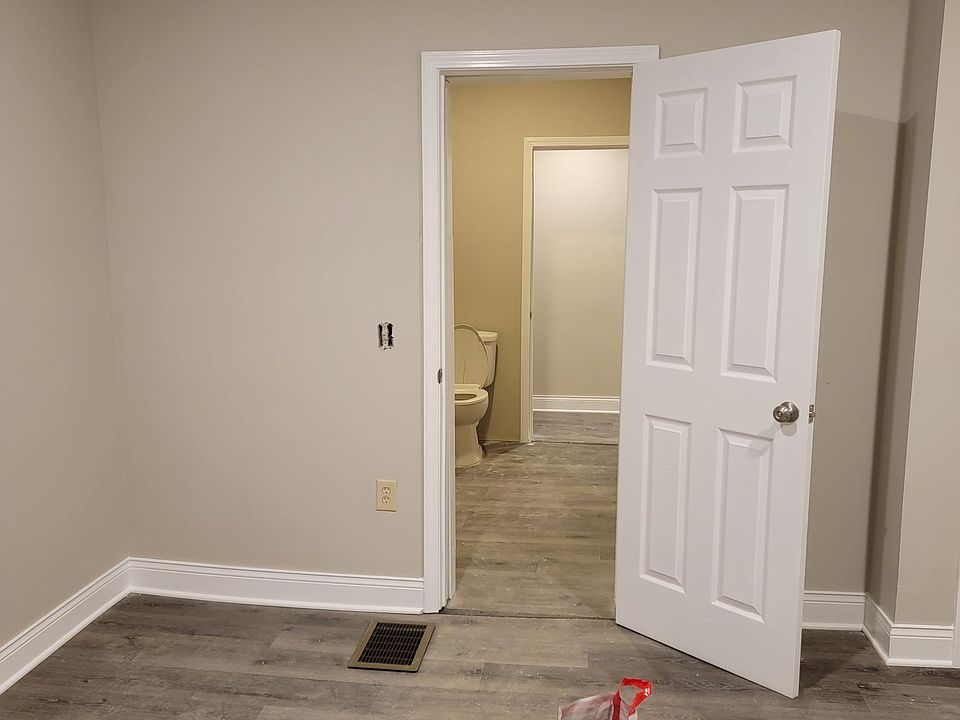 1st image of 210 S Greenwood Ave #1