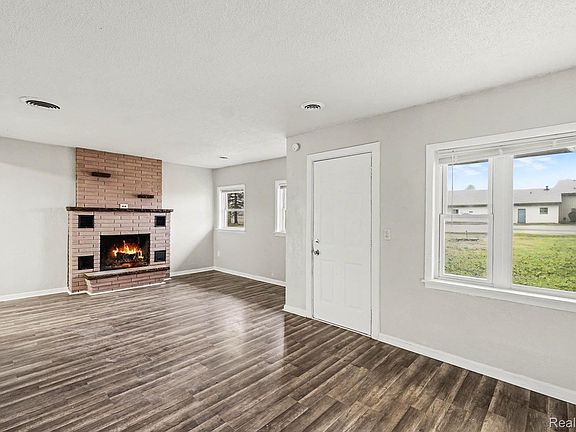 2nd image of 4267 Torrey Rd