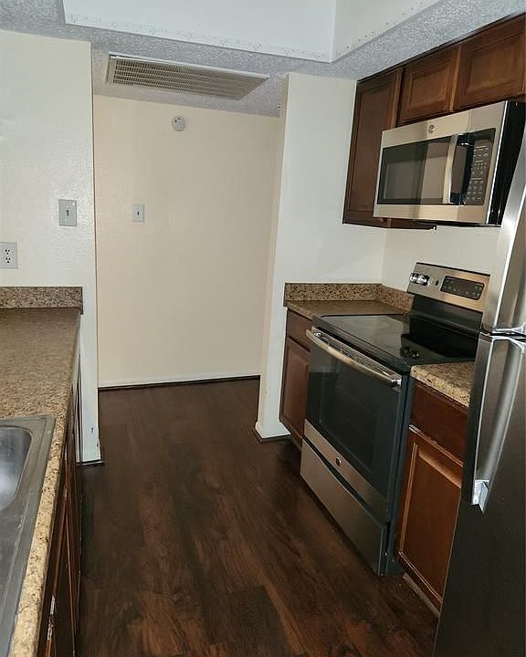1st image of 2818 S Bartell Dr APT 4
