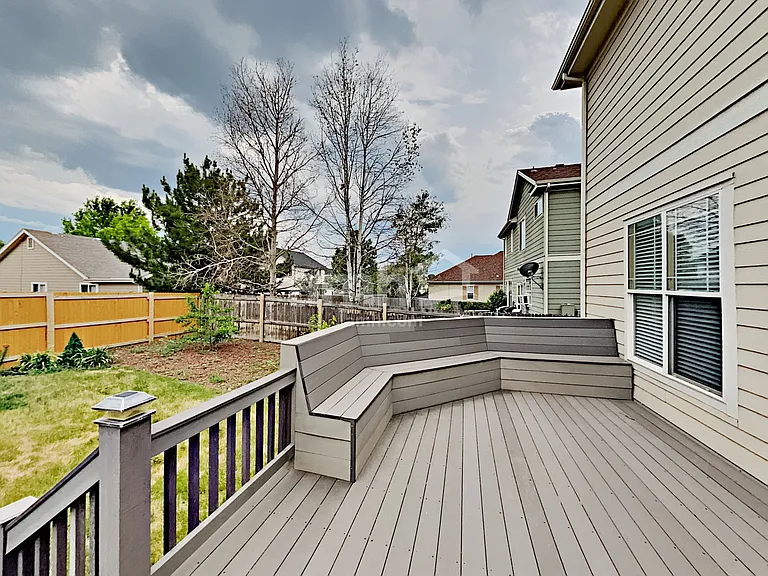 2542 S Genoa St — Photo 18