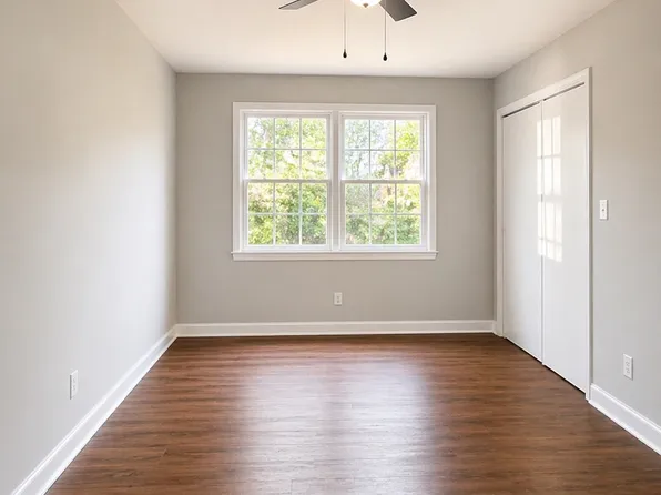 2890 Carriage Dr APT B, Winston Salem, NC 27106